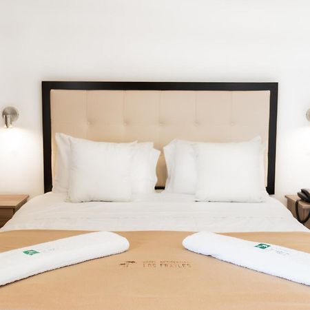 Hotel Residencial Los Frayles باراكاس المظهر الخارجي الصورة